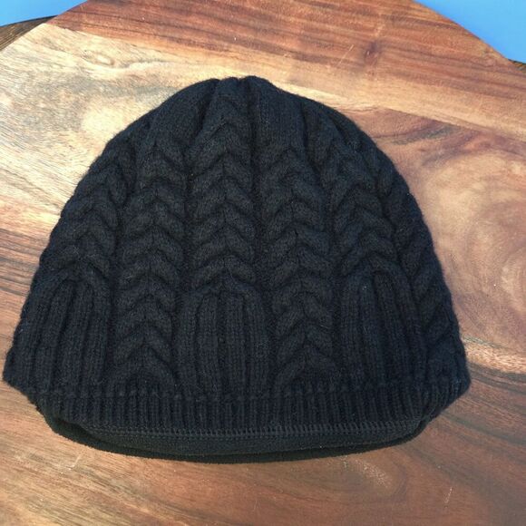 PATAGONIA Cable Beanie Hat Fleece Lined Black Women's OS - Picture 2 of 6